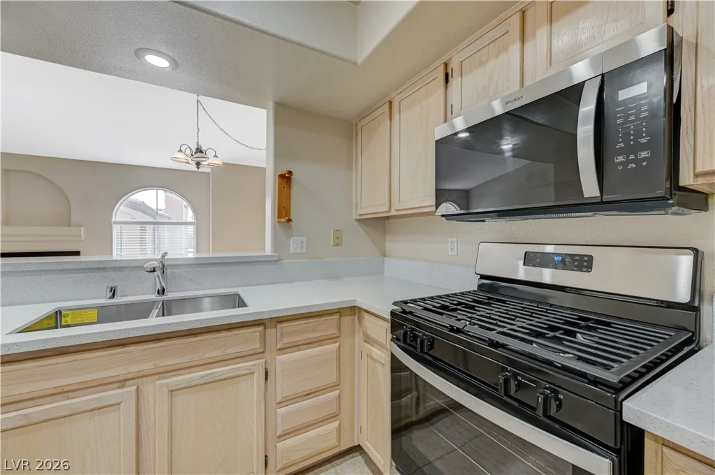 7950 Flamingo, Las Vegas, NV 89147