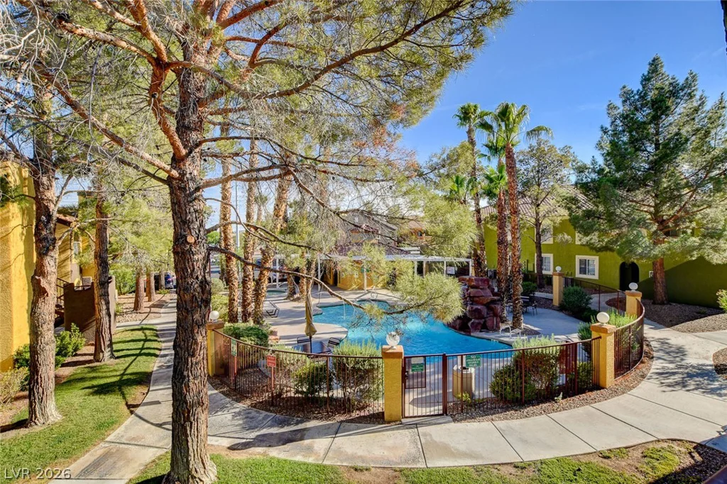 7950 Flamingo, Las Vegas, NV 89147