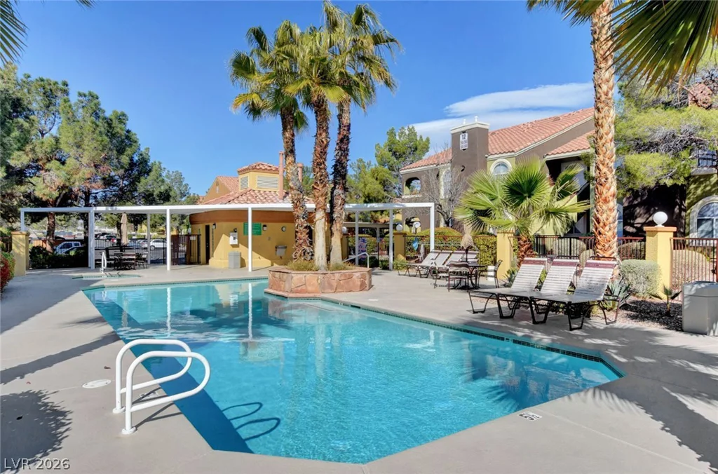 7950 Flamingo, Las Vegas, NV 89147