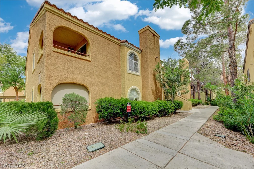 7950 Flamingo, Las Vegas, NV 89147