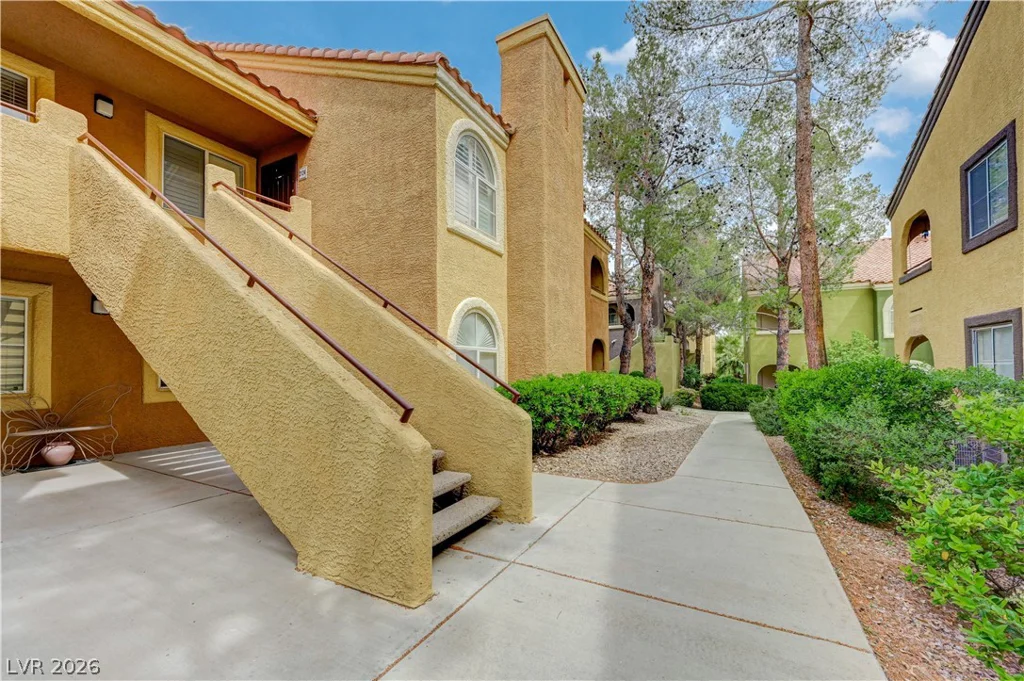 7950 Flamingo, Las Vegas, NV 89147