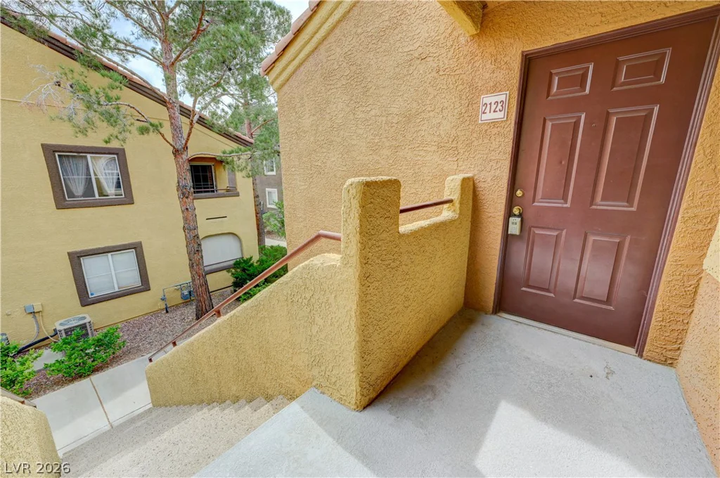 7950 Flamingo, Las Vegas, NV 89147