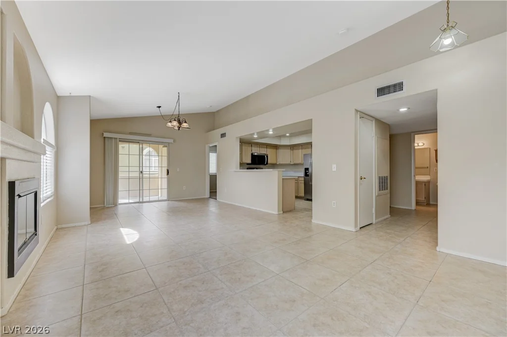 7950 Flamingo, Las Vegas, NV 89147