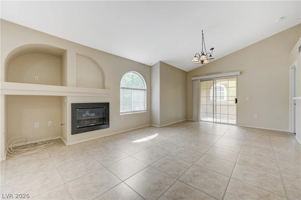 7950 Flamingo, Las Vegas, NV 89147