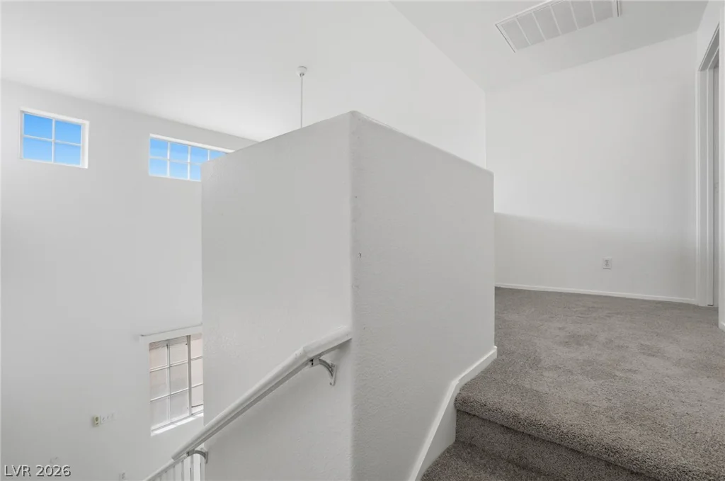 2033 Cary Grant, Las Vegas, NV 89142