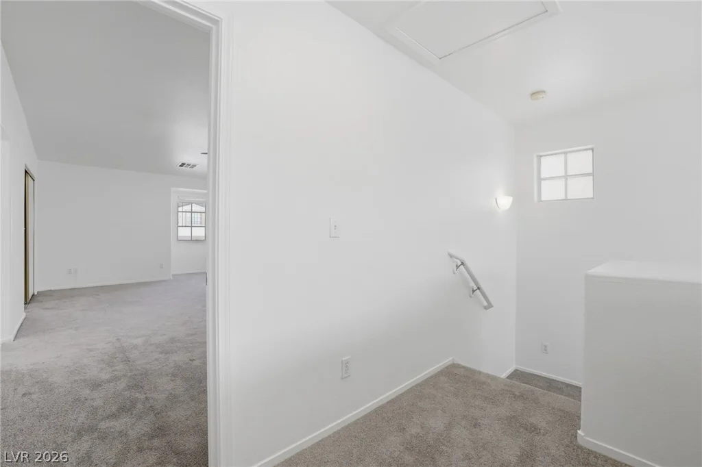 2033 Cary Grant, Las Vegas, NV 89142