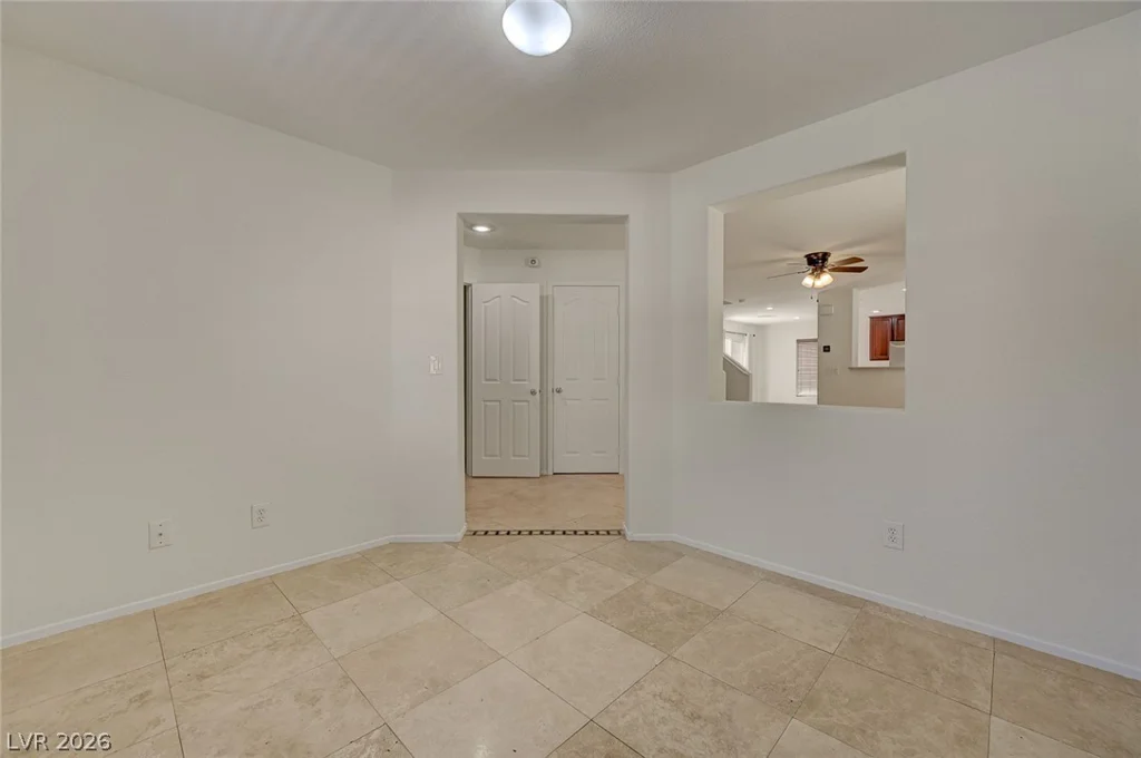 701 Saint Aidans, Las Vegas, NV 89178
