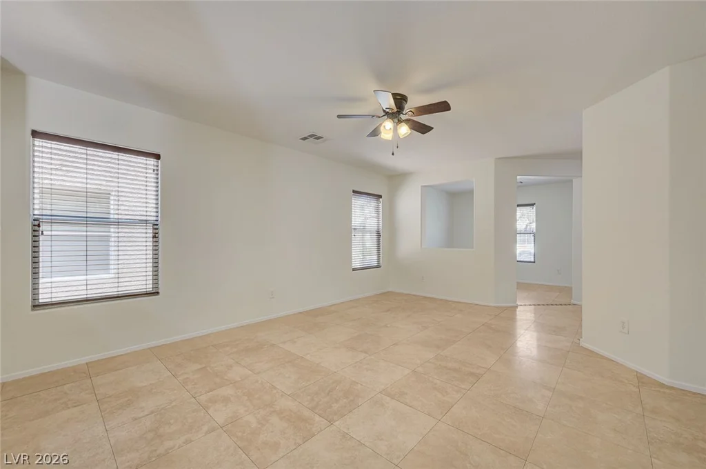 701 Saint Aidans, Las Vegas, NV 89178