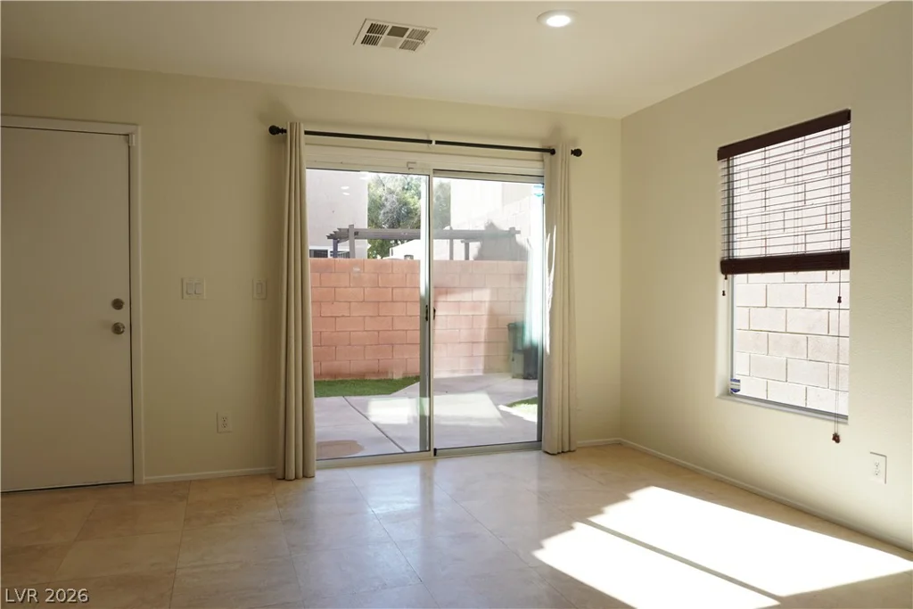 701 Saint Aidans, Las Vegas, NV 89178