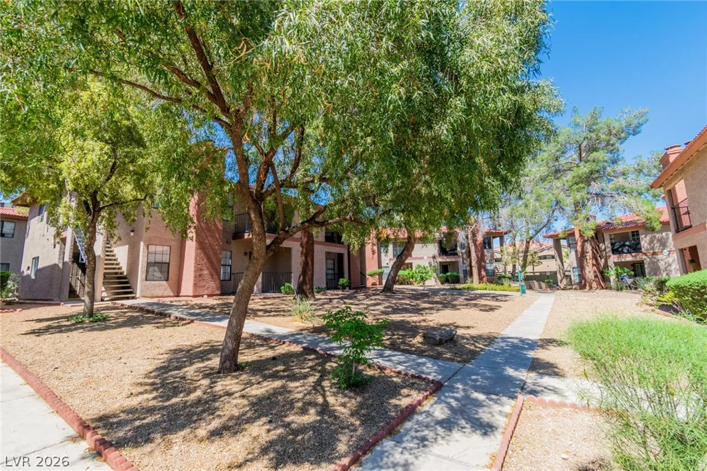 5576 Rochelle, Las Vegas, NV 89103