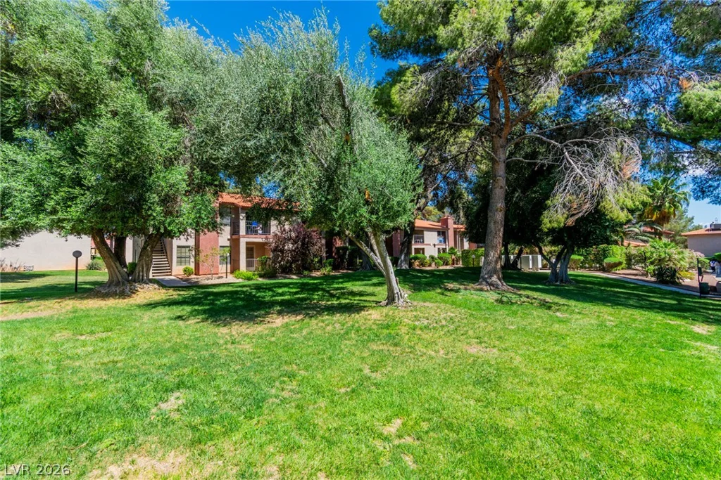 5576 Rochelle, Las Vegas, NV 89103
