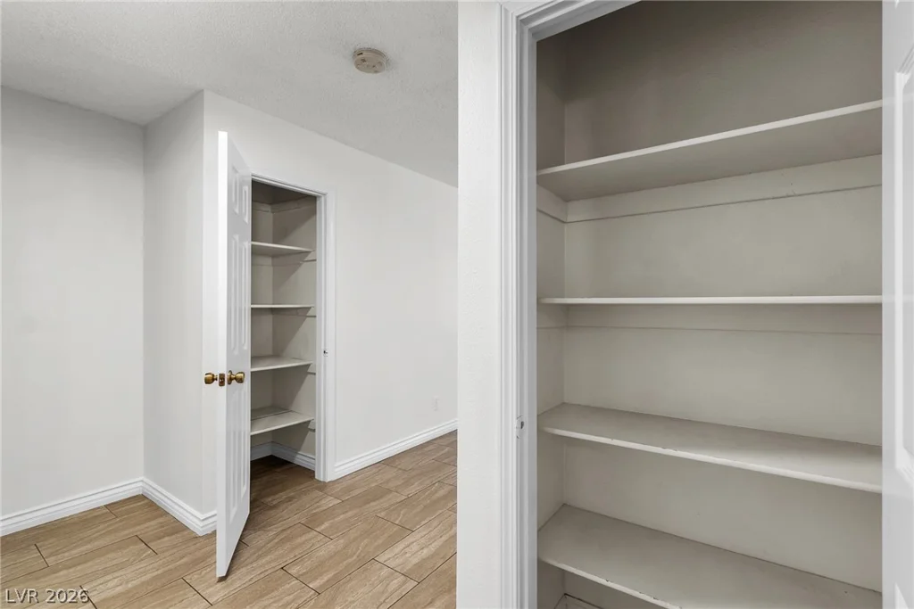 5576 Rochelle, Las Vegas, NV 89103