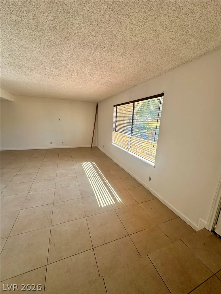 4645 Michillinda, Las Vegas, NV 89121