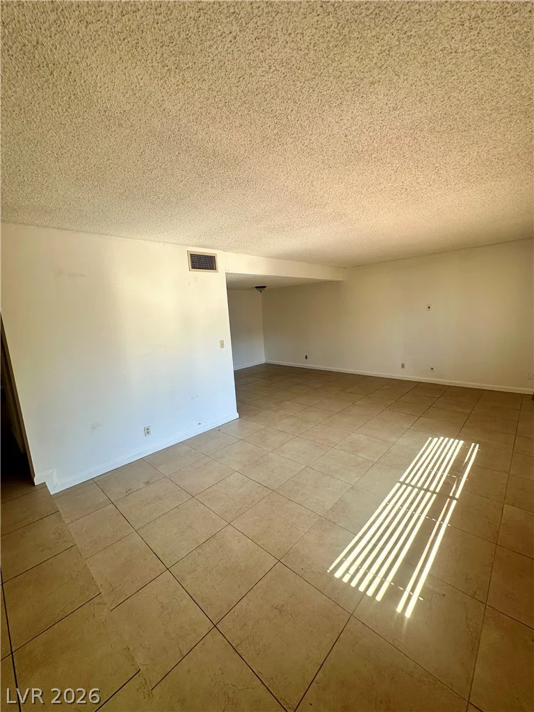 4645 Michillinda, Las Vegas, NV 89121
