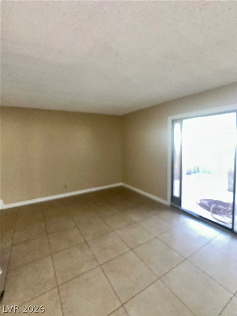 4645 Michillinda, Las Vegas, NV 89121