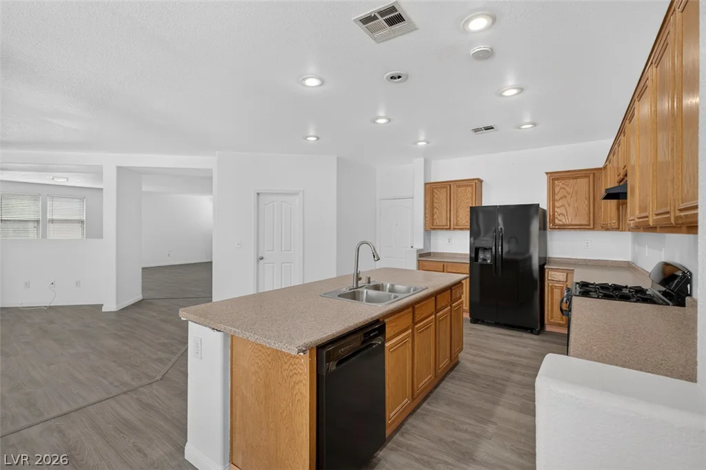 304 Raptors View, North Las Vegas, NV 89031
