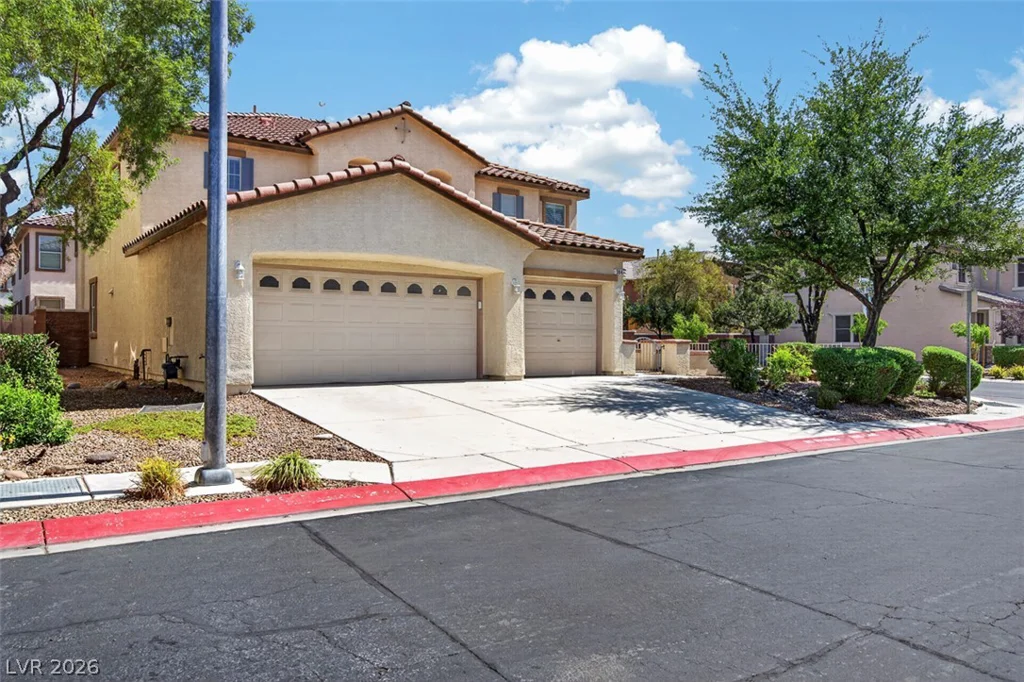 304 Raptors View, North Las Vegas, NV 89031