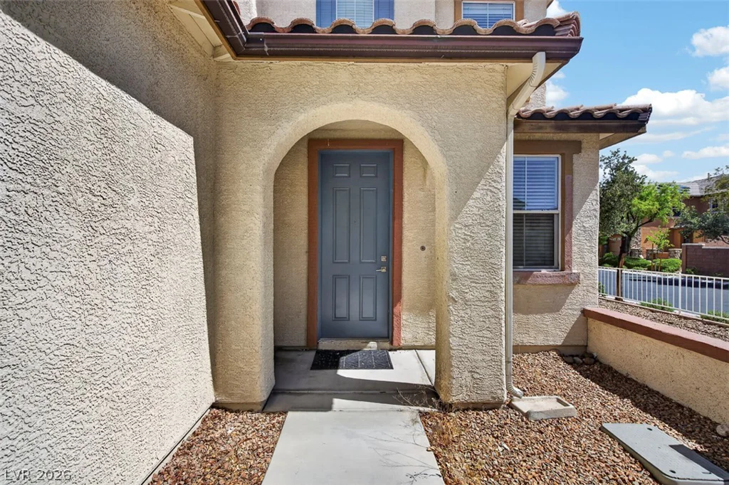 304 Raptors View, North Las Vegas, NV 89031