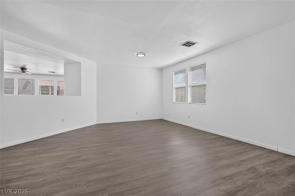 304 Raptors View, North Las Vegas, NV 89031
