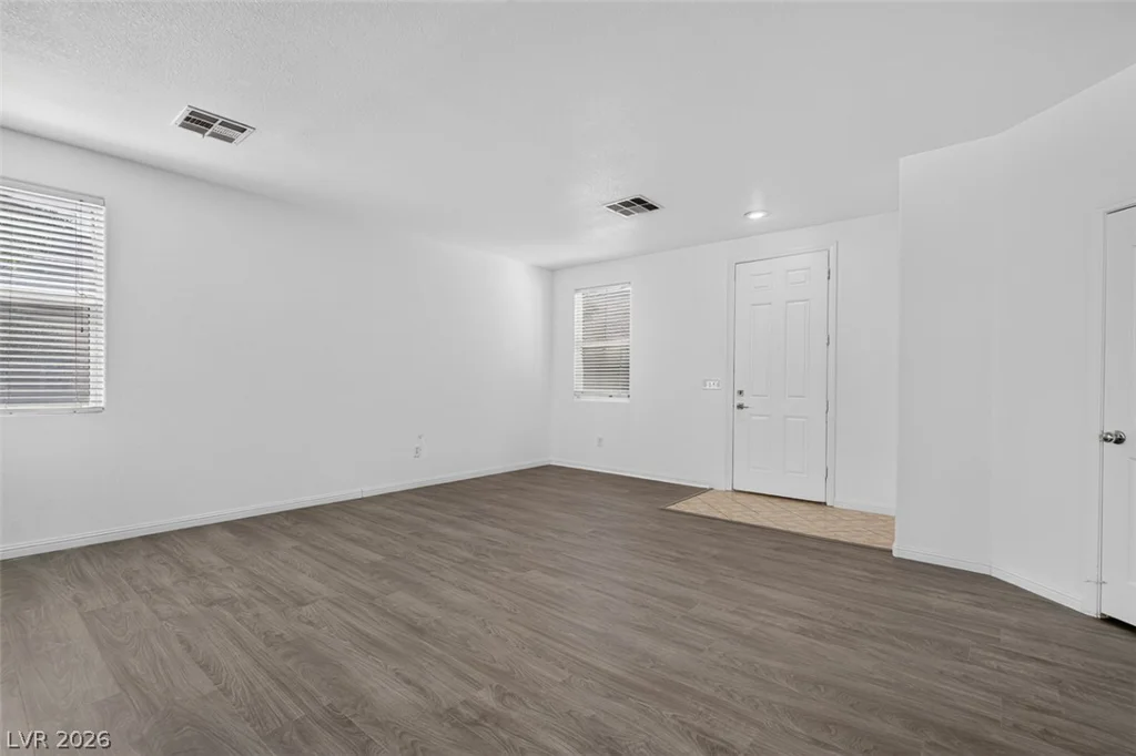 304 Raptors View, North Las Vegas, NV 89031