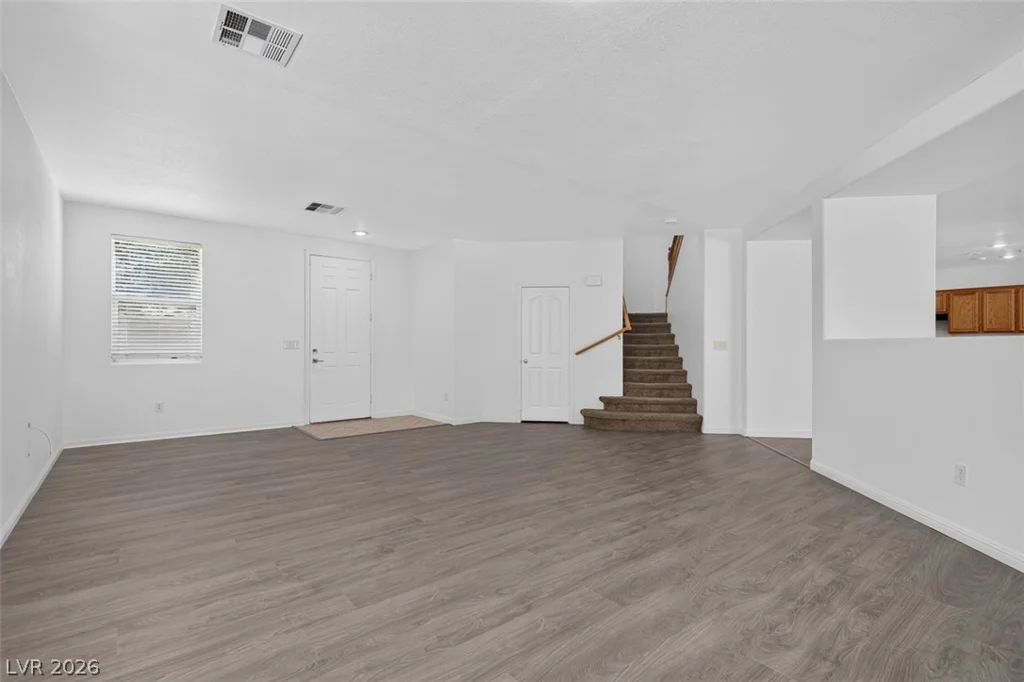 304 Raptors View, North Las Vegas, NV 89031