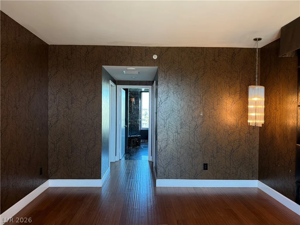 322 Karen, Las Vegas, NV 89109