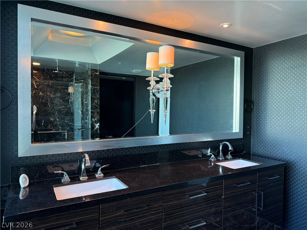 322 Karen, Las Vegas, NV 89109