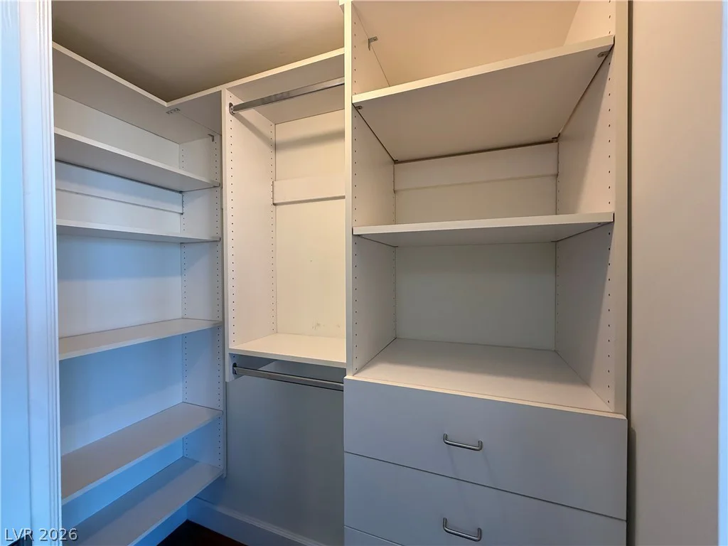322 Karen, Las Vegas, NV 89109