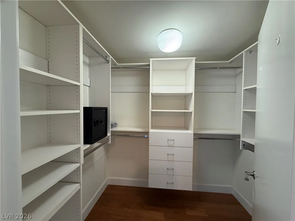 322 Karen, Las Vegas, NV 89109