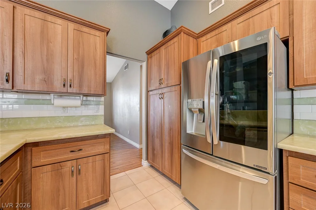 1739 Running Creek, Las Vegas, NV 89031