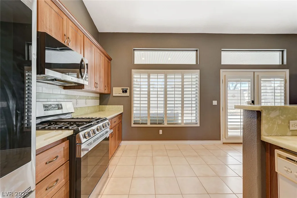 1739 Running Creek, Las Vegas, NV 89031