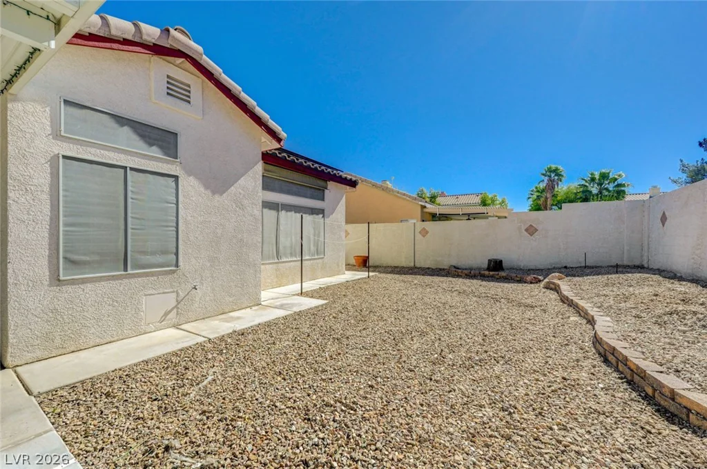 1739 Running Creek, Las Vegas, NV 89031