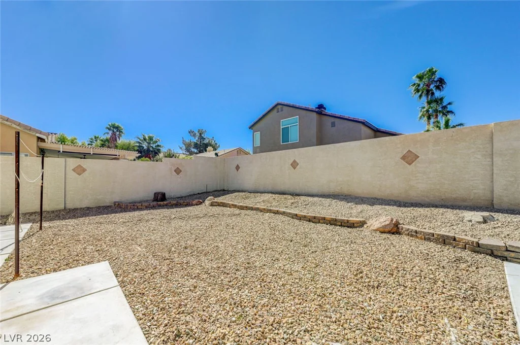 1739 Running Creek, Las Vegas, NV 89031