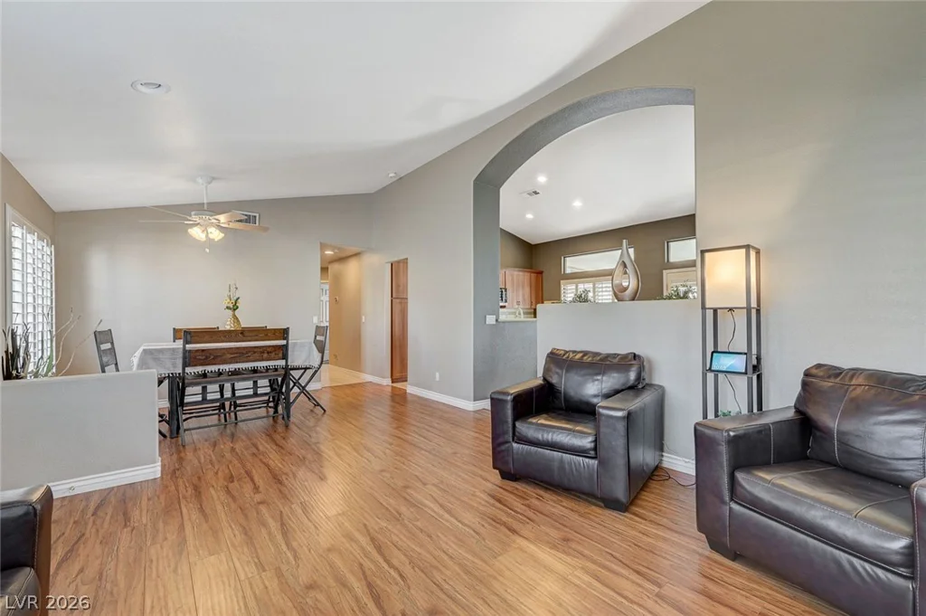 1739 Running Creek, Las Vegas, NV 89031