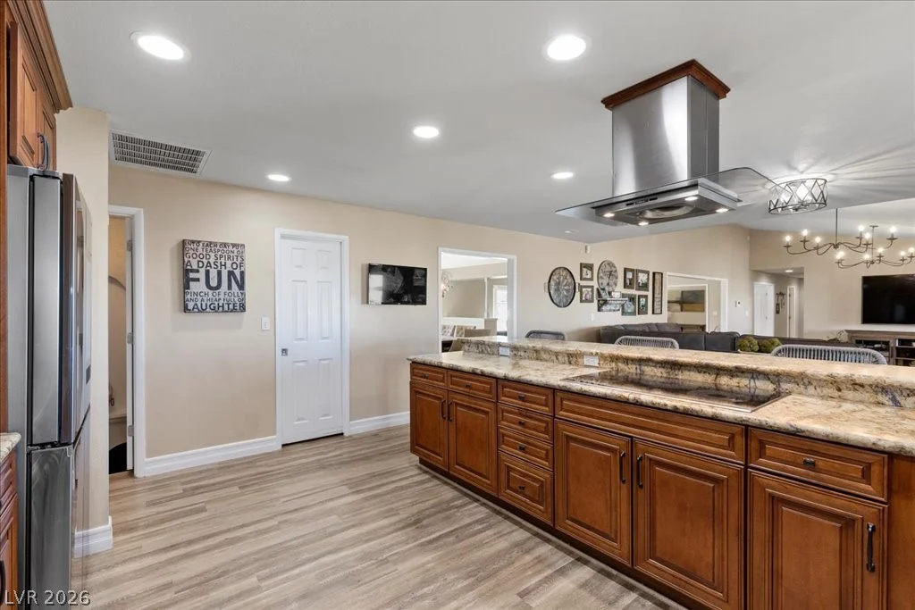 6120 Feldman, Las Vegas, NV 89118