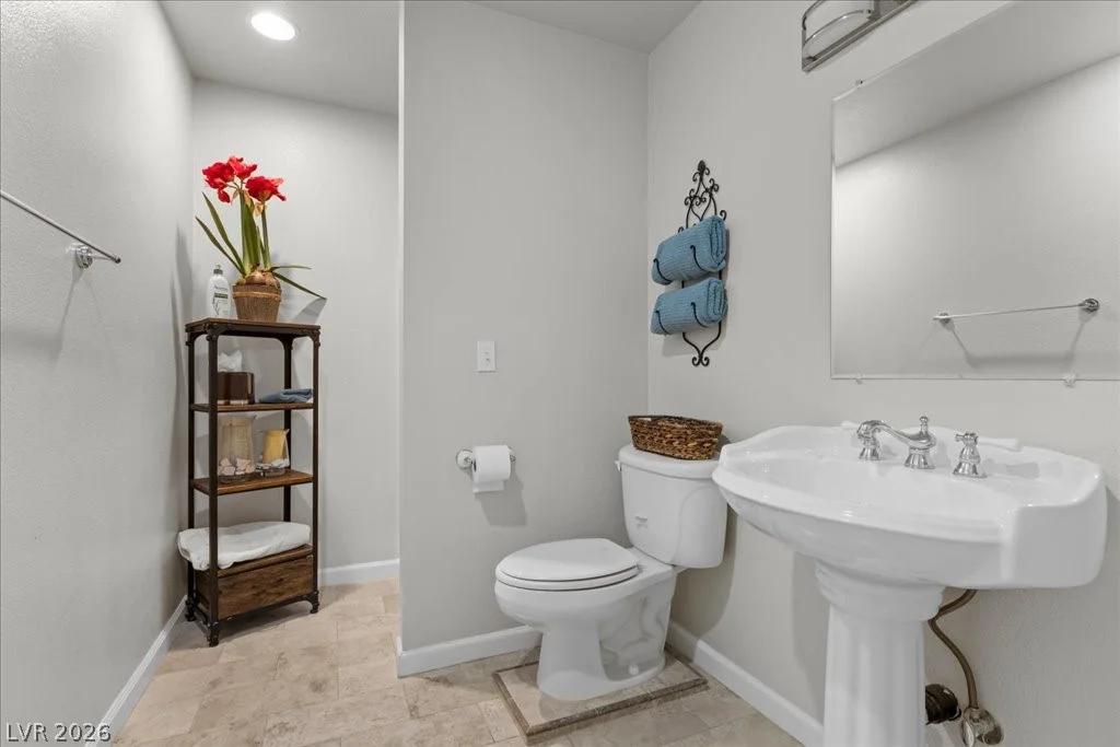 6120 Feldman, Las Vegas, NV 89118