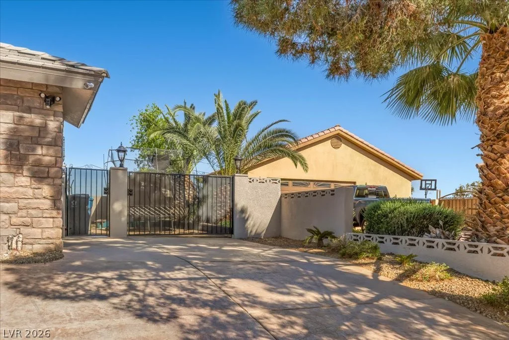 6120 Feldman, Las Vegas, NV 89118