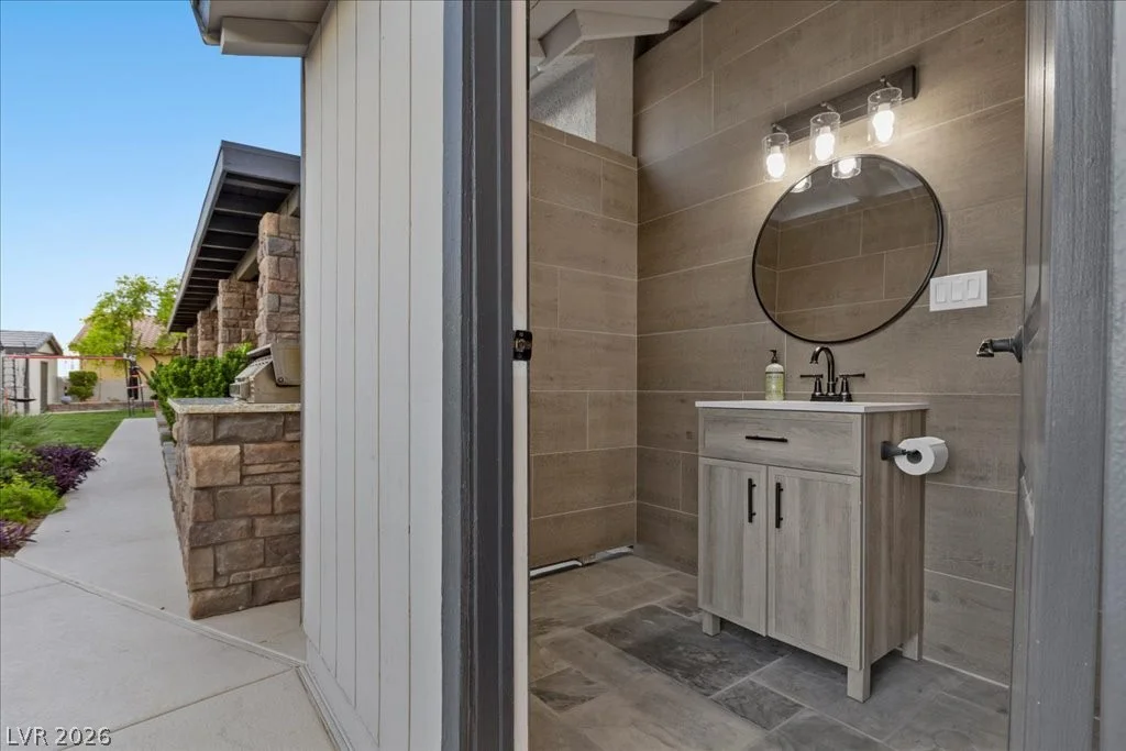 6120 Feldman, Las Vegas, NV 89118