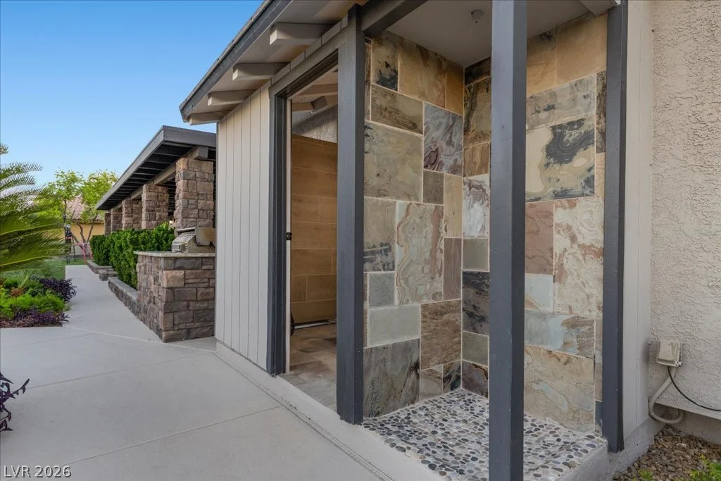 6120 Feldman, Las Vegas, NV 89118
