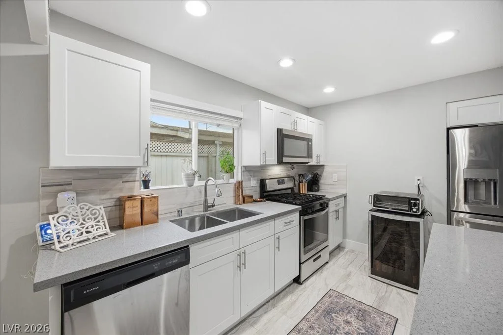 4221 Esmeralda, Las Vegas, NV 89102