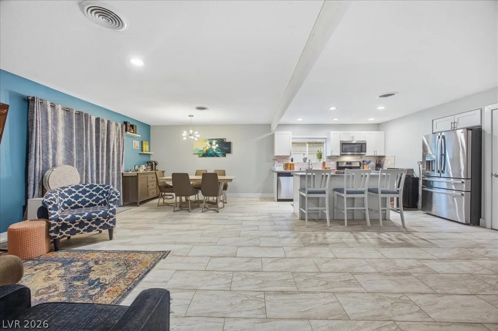 4221 Esmeralda, Las Vegas, NV 89102
