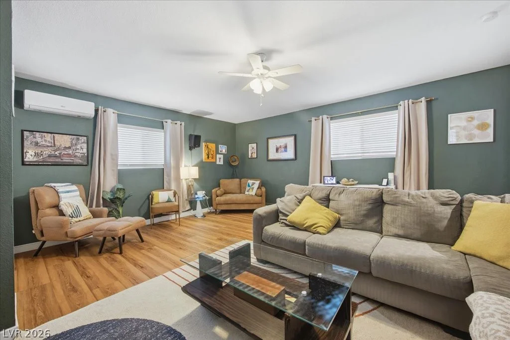 4221 Esmeralda, Las Vegas, NV 89102