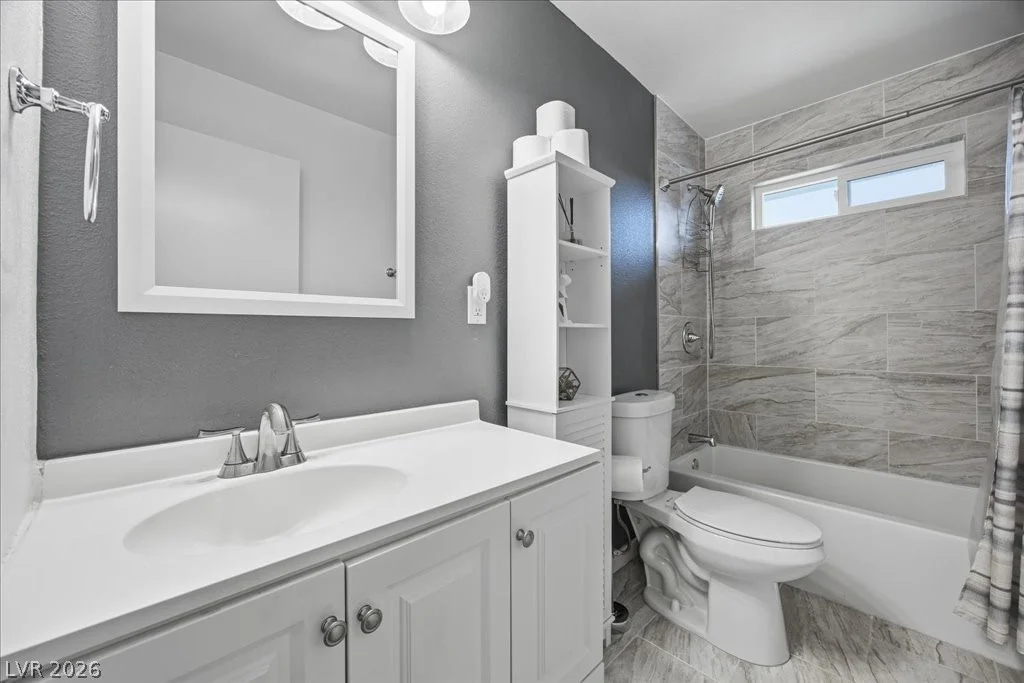 4221 Esmeralda, Las Vegas, NV 89102