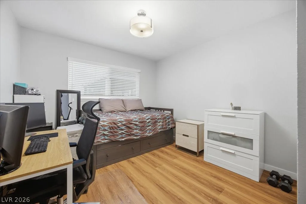 4221 Esmeralda, Las Vegas, NV 89102