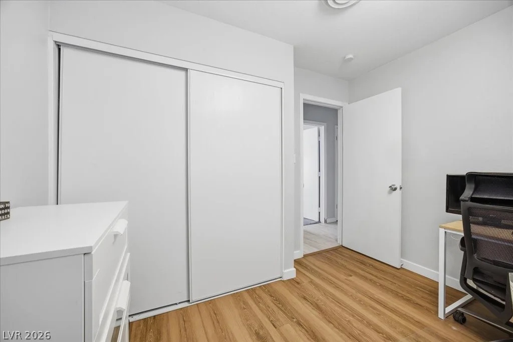 4221 Esmeralda, Las Vegas, NV 89102