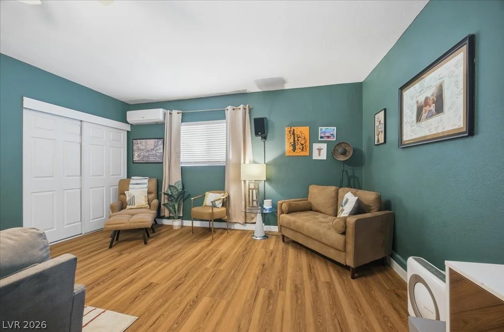 4221 Esmeralda, Las Vegas, NV 89102