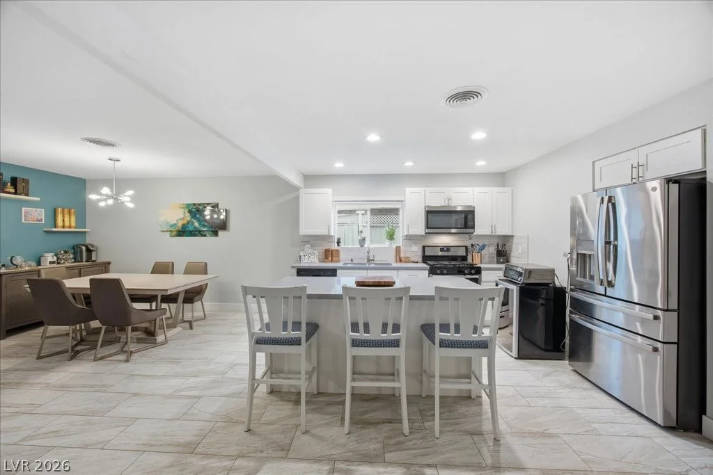 4221 Esmeralda, Las Vegas, NV 89102