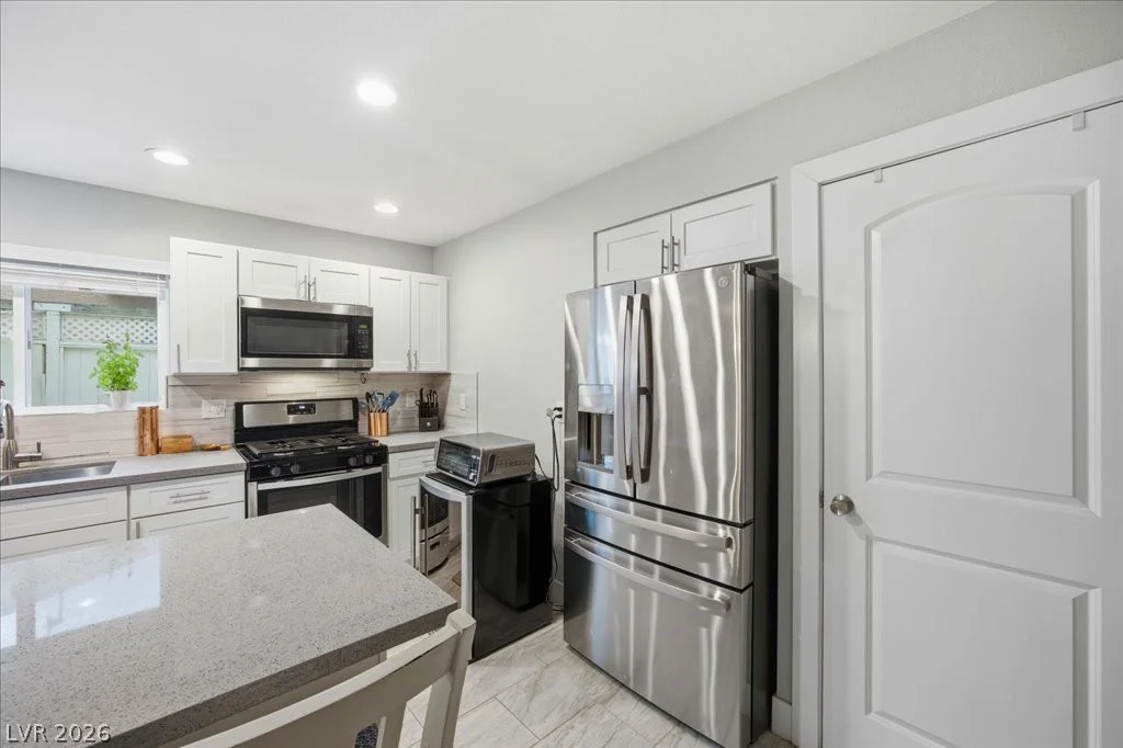 4221 Esmeralda, Las Vegas, NV 89102