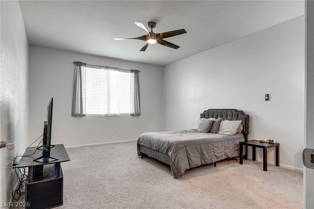 6329 Voss, North Las Vegas, NV 89081