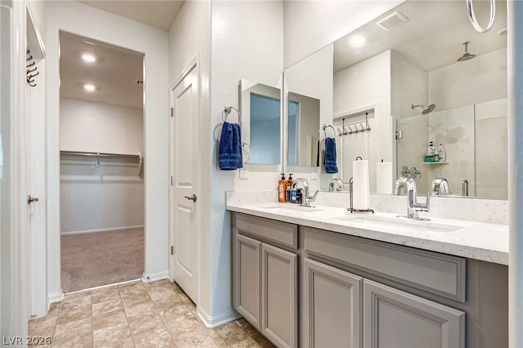6329 Voss, North Las Vegas, NV 89081